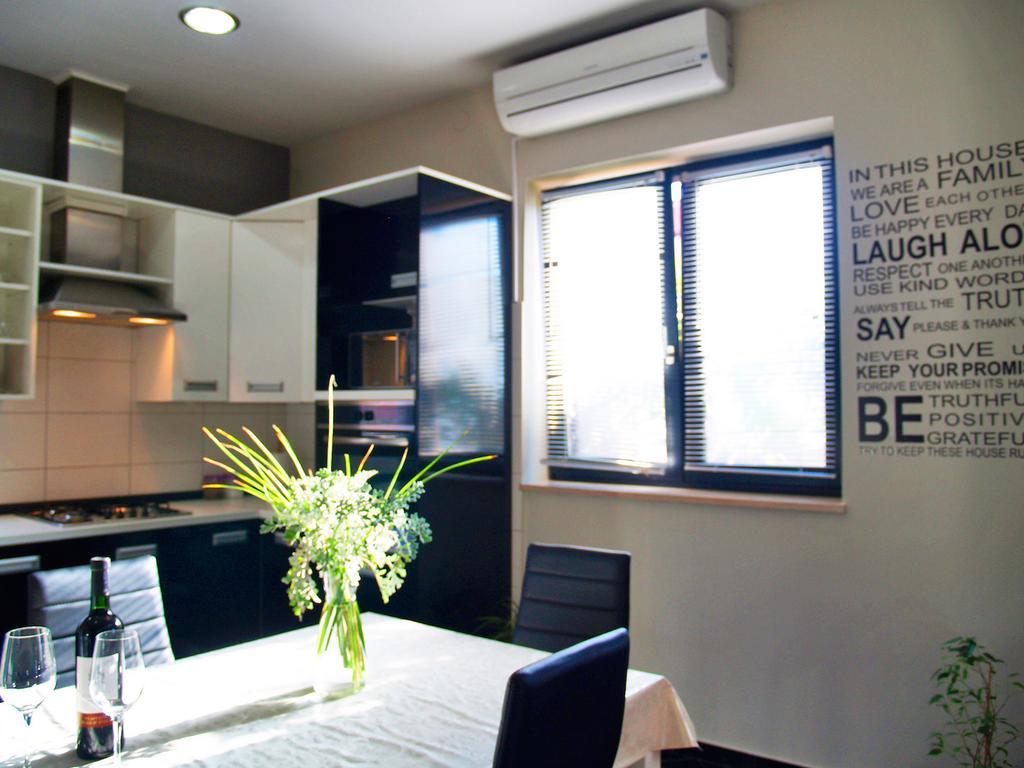 Roses Apartment Lukoran 외부 사진